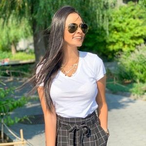 Meet your Posher, Letícia